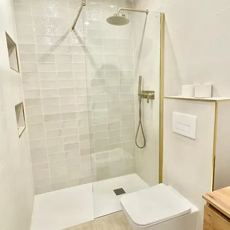 Atico Reformado Apartment